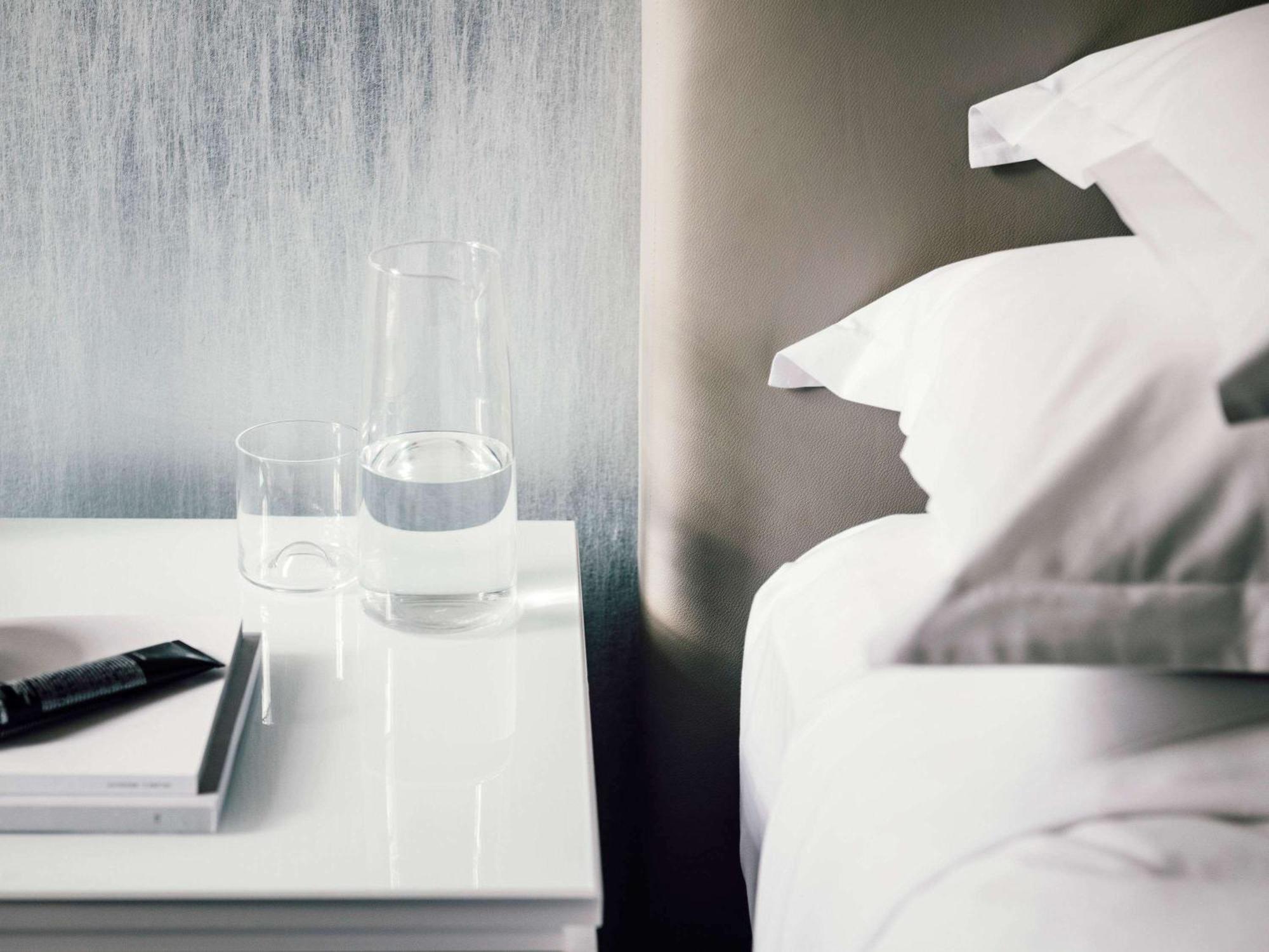 더 코모 멜버른 엠갤러리 멜번 외부 사진 A room at the hotel